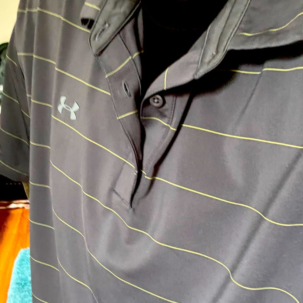 Under Armor, heat gear, short sleeve golf shirt 4XL